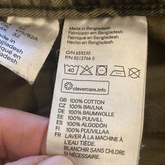 Divided (H&M) Mens Camouflage Print Cotton Joggers. Size 32. - Picture 10 of 10